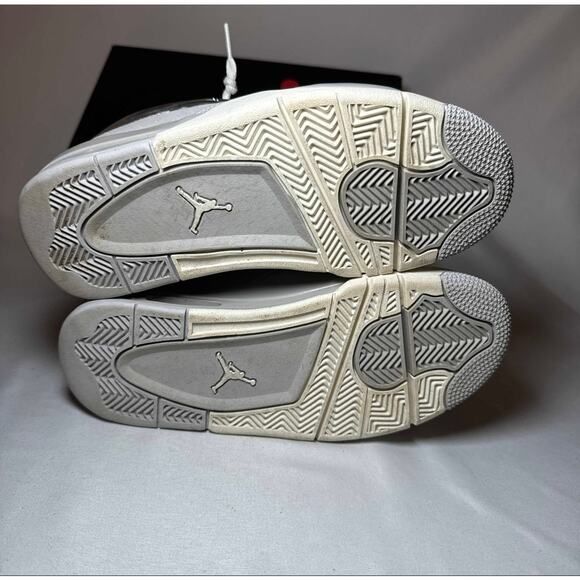 Size 6.5 - Wmns Air Jordan 4 Retro Frozen Moments Women's Ships Now - Picture 6 of 10